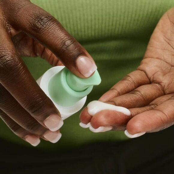 Goop Clean Goop Healthy Aging Serum - Picture 2 of 5